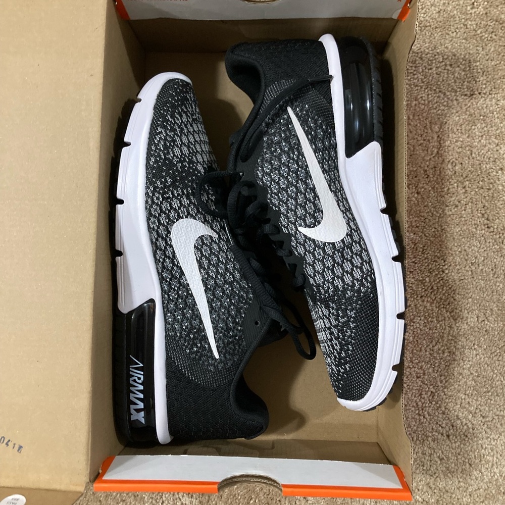 Nike women’s shoes